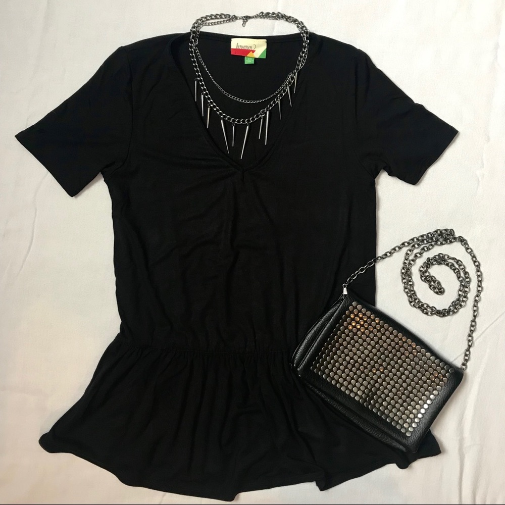 Loose V-Neck Drop Waist Peplum Tee