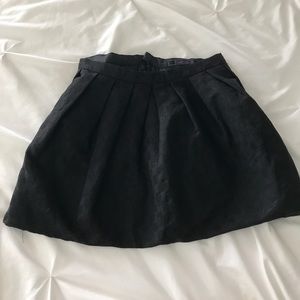 black skirt