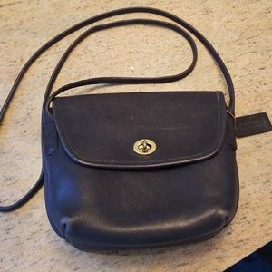 Vintage 80's Coach crossbody bag