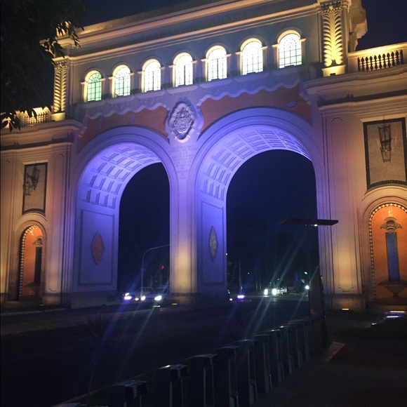 Meet your Posher, Gabriela - Picture 1 of 1