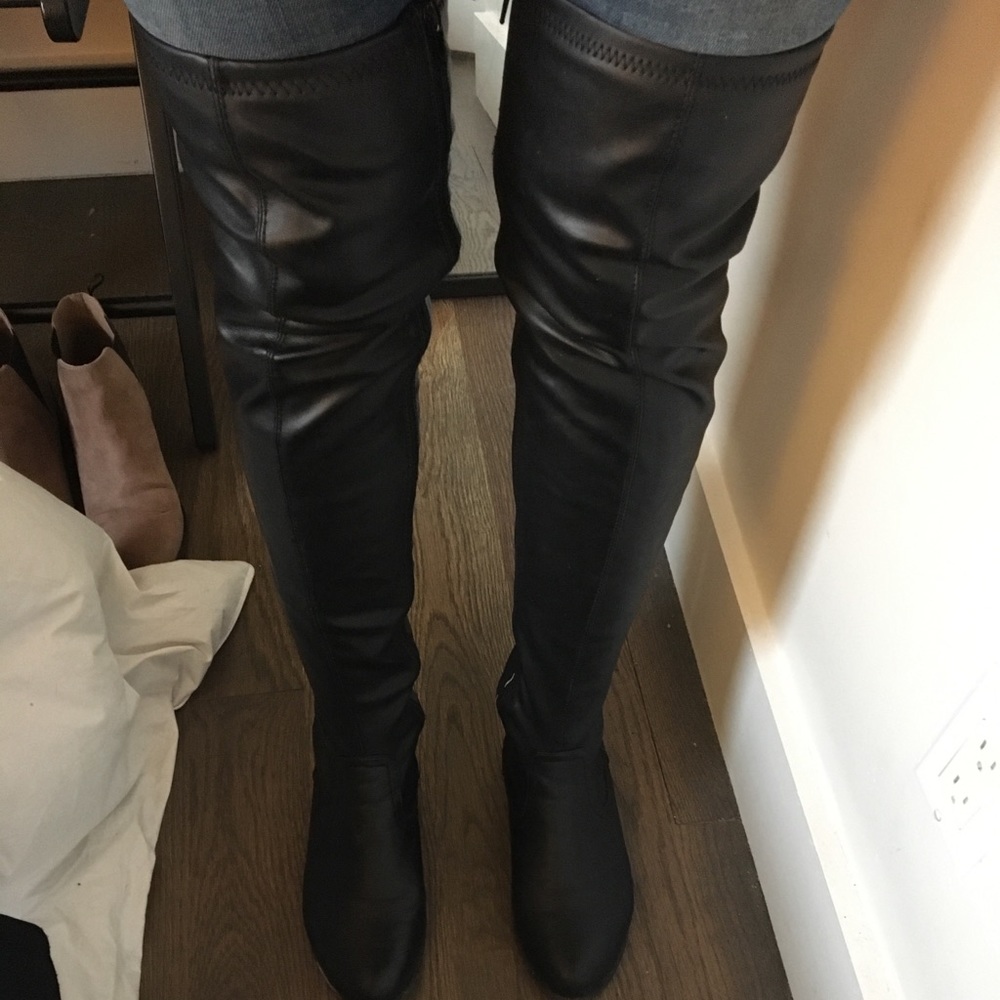 BLACK THIGH HIGH BOOTS