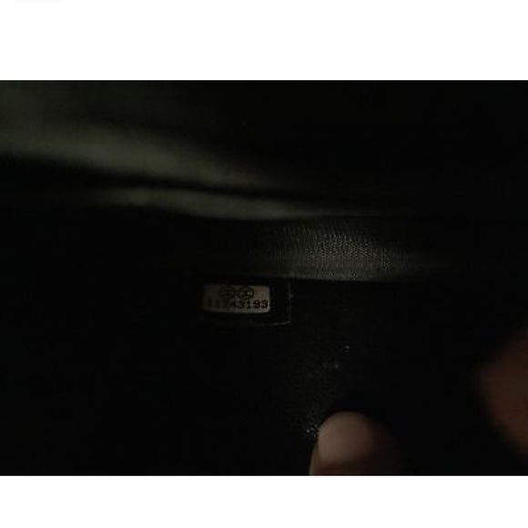 Auth CHANEL Black Caviar Skin Wallet on Chain - Picture 6 of 6