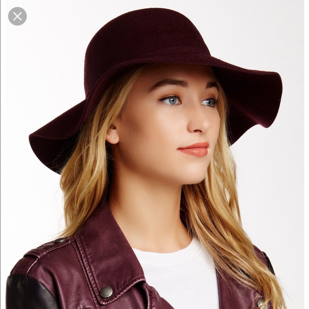 Collection XIIX Women's Floppy Hat: RED BORDEAUX