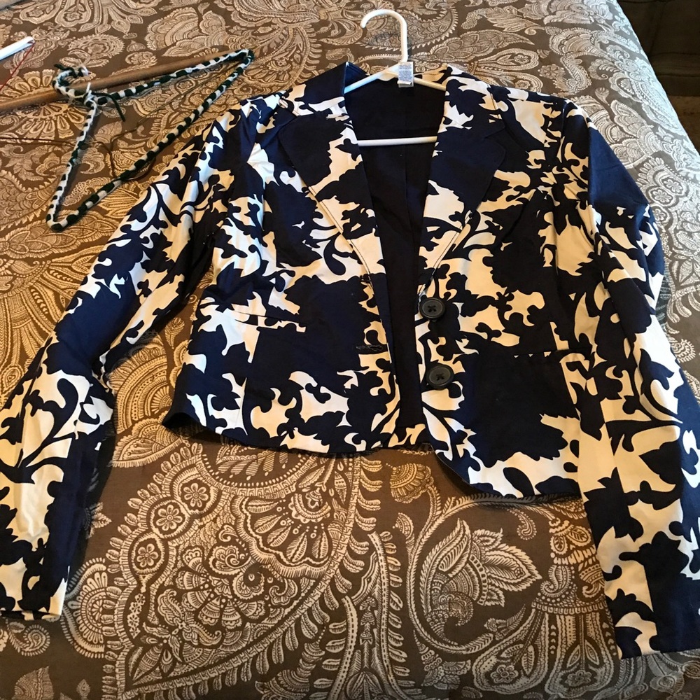 Navy and cream jacket small