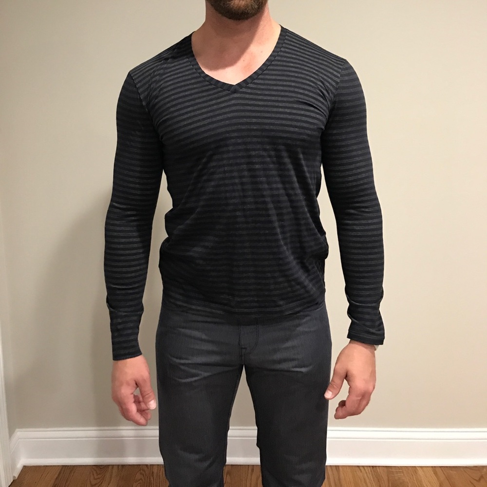 men’s hugo boss slim fit striped long sleeve vneck