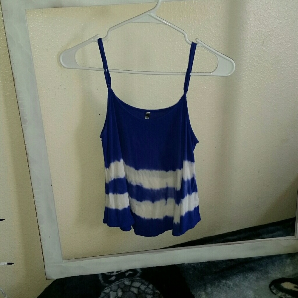 Tye dye belly shirt