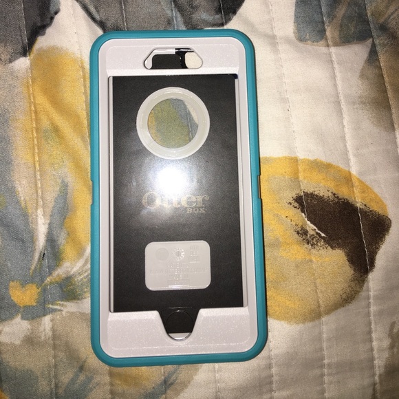 Otter box iPhone 6/6s fits 7 as well - Picture 2 of 4