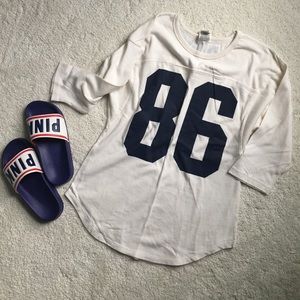 Victoria’s Secret PINK Knit 3/4 Sleeve Shirt