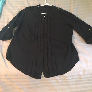 Quarter sleeve blouse