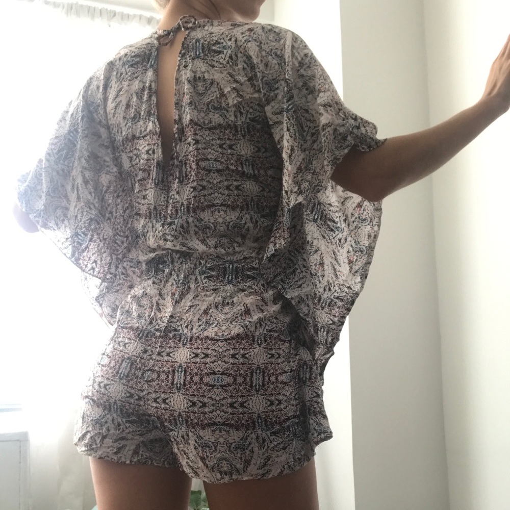 BCBG Romper❤️