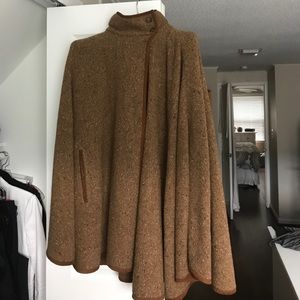 Ralph Lauren Poncho in Great Condition