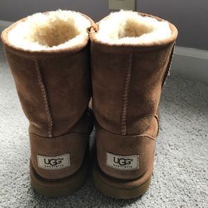 Ugg Classic ll boots size 7. Price is negotiable!