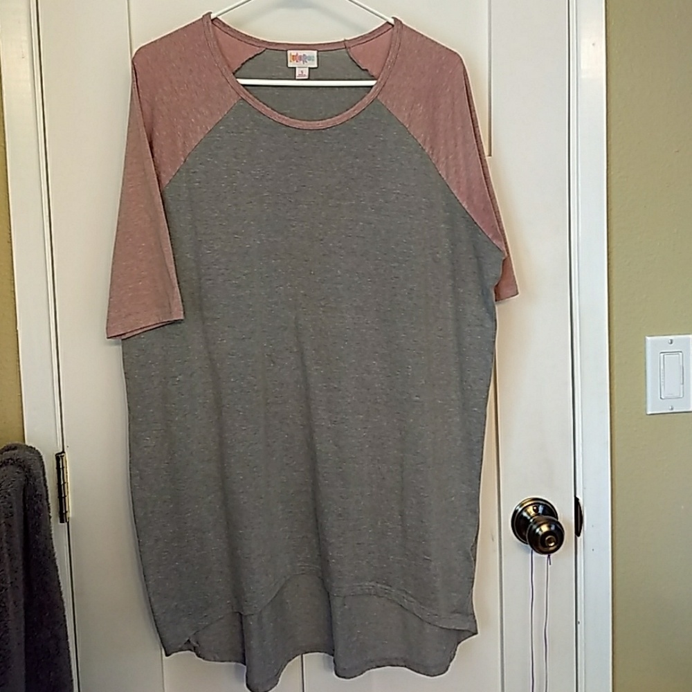 Lularoe Irma Tunic -S