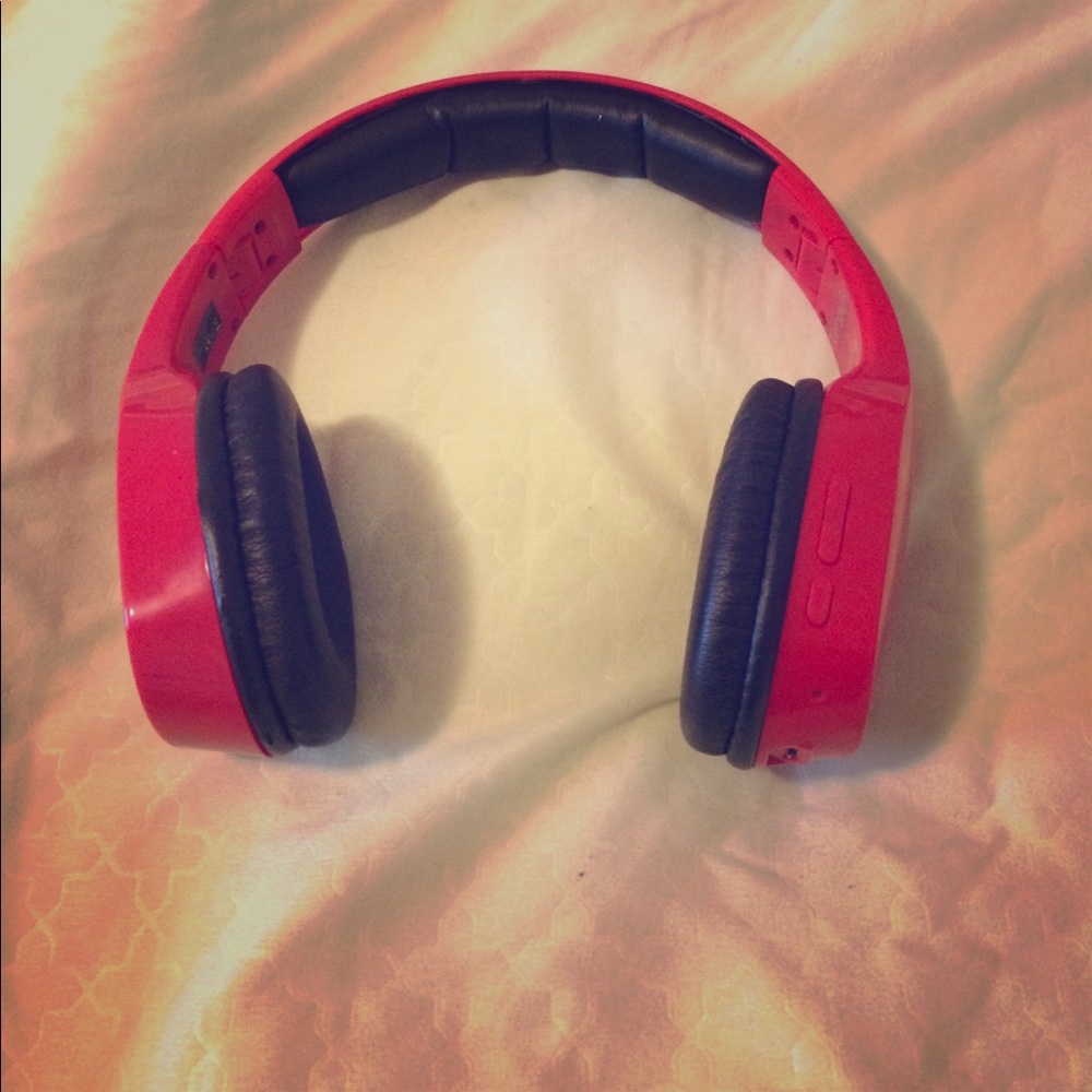 Head phones