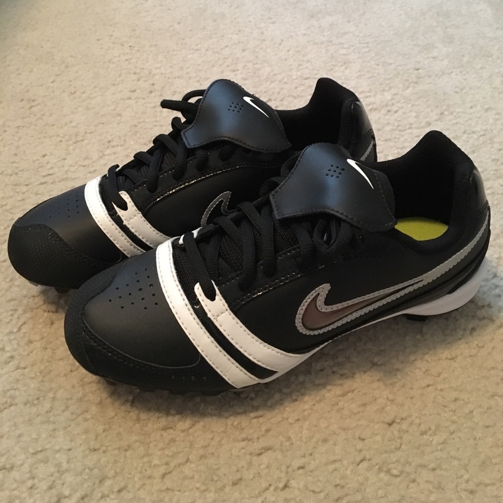New Women's 7.5 Nike Spikes/Cleats
