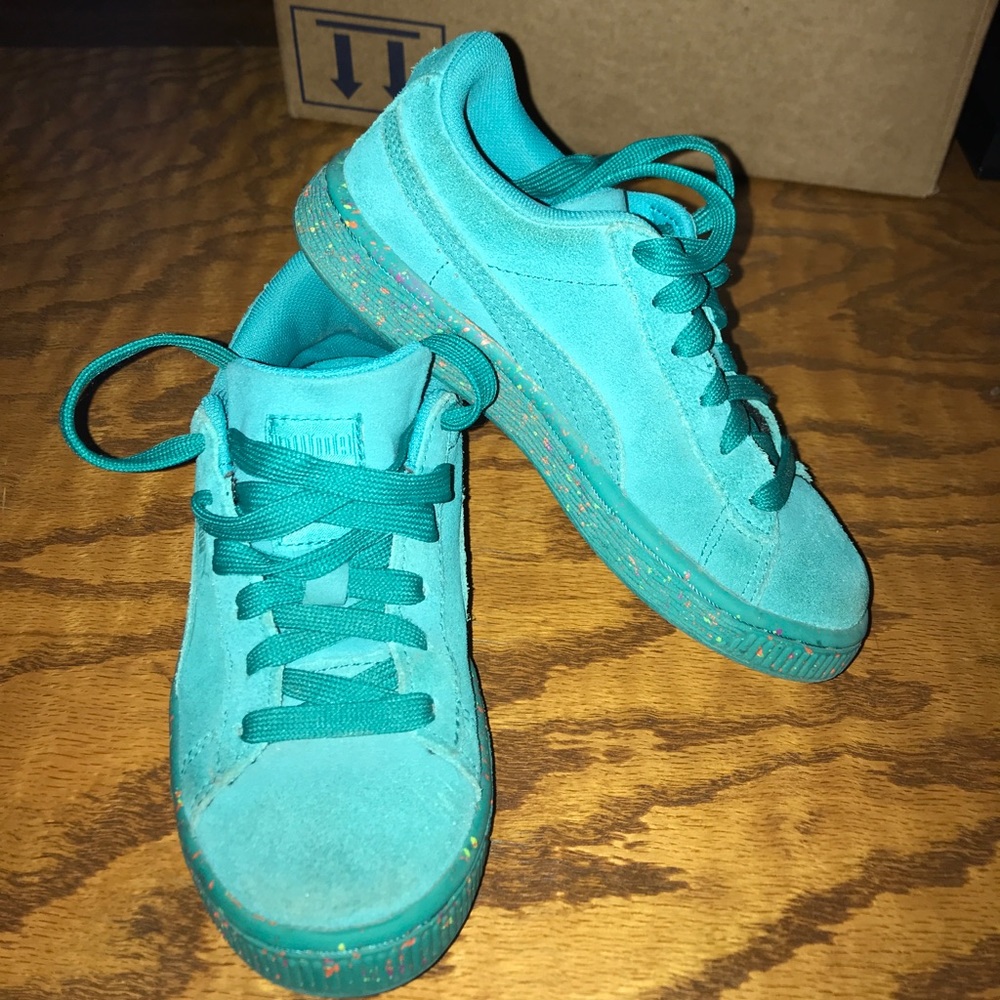 Puma Suedes for girls