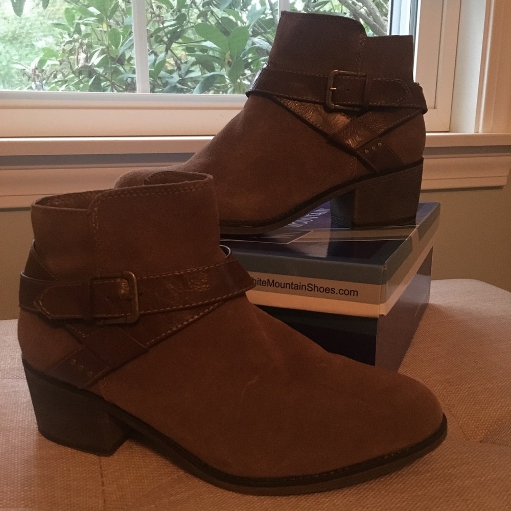 Brown booties with buckle