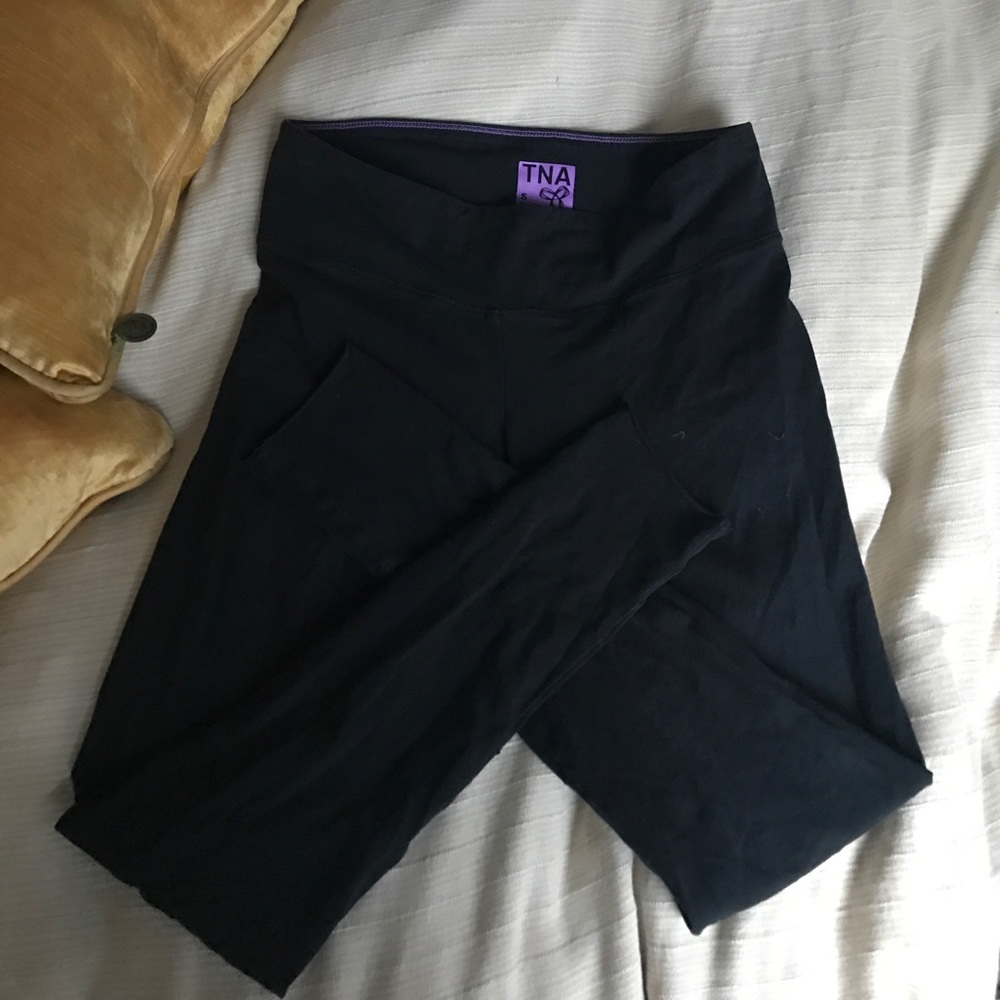 TNA Equator Black Legging
