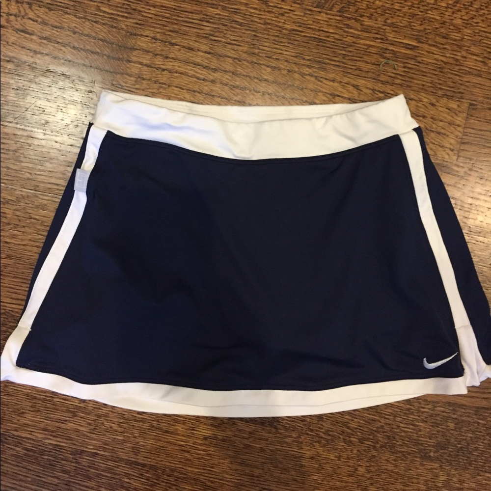 Nike tennis skort