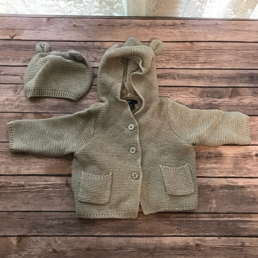 Baby Gap Infant Sweater 2 Piece Set (3-6M)
