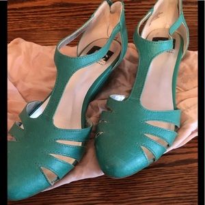 Happy Teal Wedges