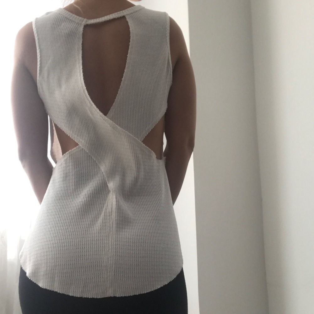 Crisscross Tank❤️