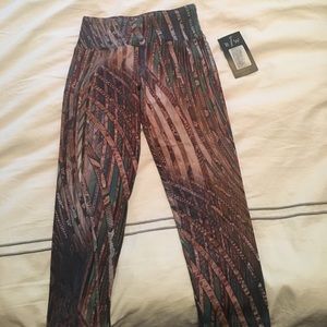 Brazil wear cropped workout pants size xs