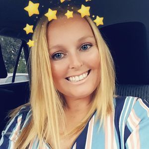 Meet your Posher, Celeste