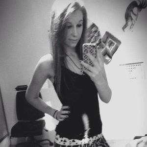 Meet your Posher, Calley