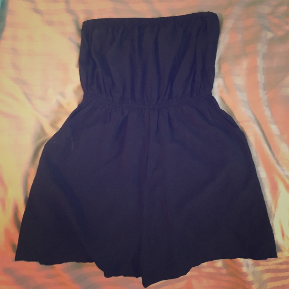 Strapless romper