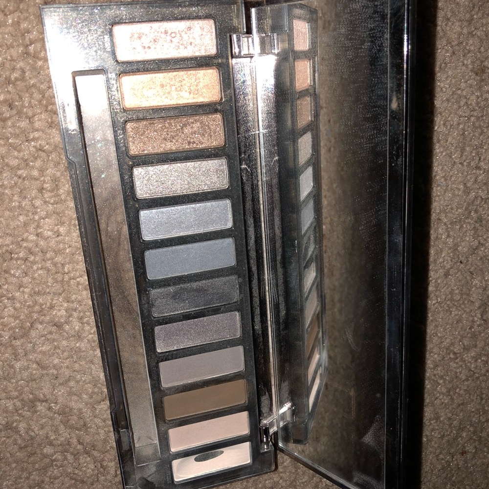 Naked pallet