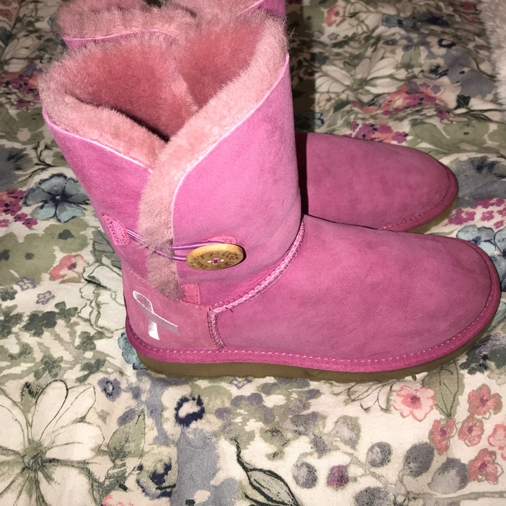 Breast cancer uggs