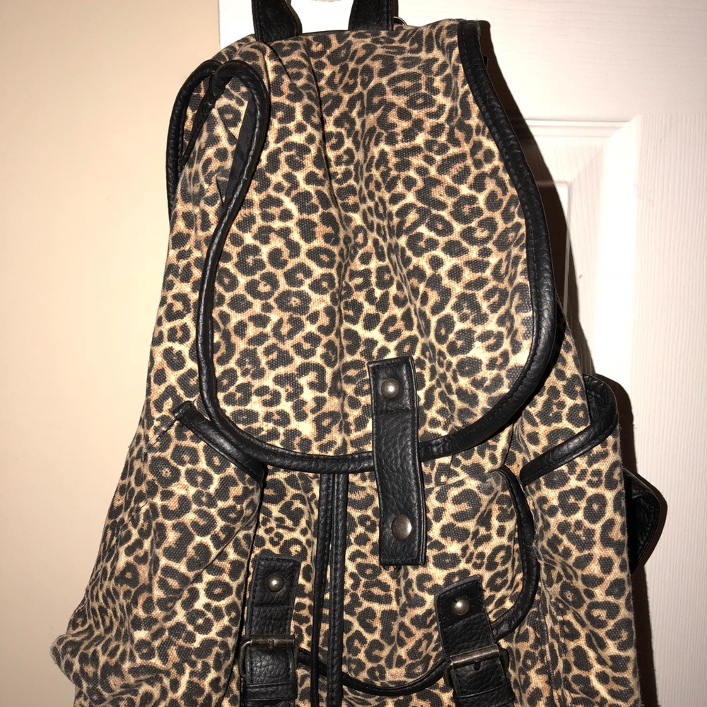 Cheetah back pack