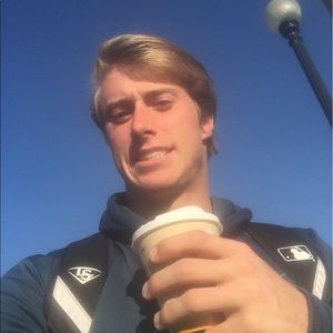 Meet your Posher, Grant