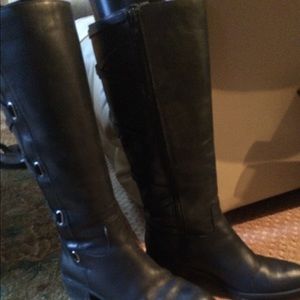 Women's classy knee high leather boots