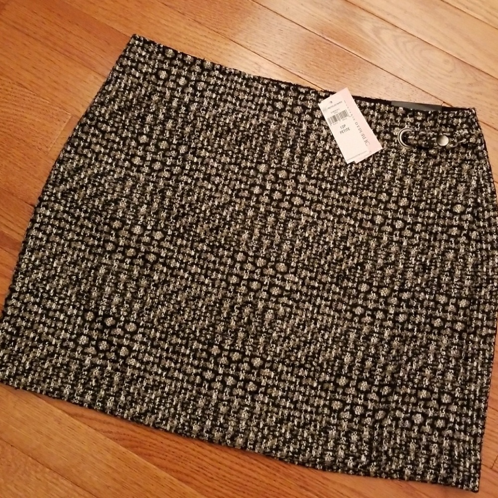 Banana Republic Factory Mini Skirt