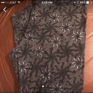 LuLaRoe TC Leggings