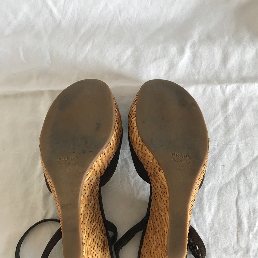 Prada brown suede platforms. Sz 40 - Picture 6 of 6