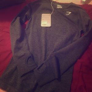 Seamless long sleeve top