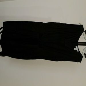 Black dress with belt and pockets
