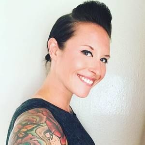 Meet your Posher, Leeann