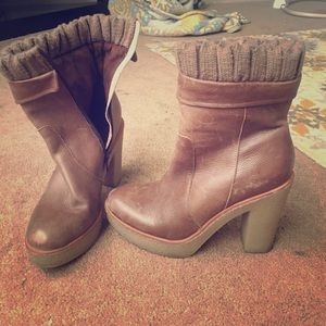 Light brown, gently worn boots