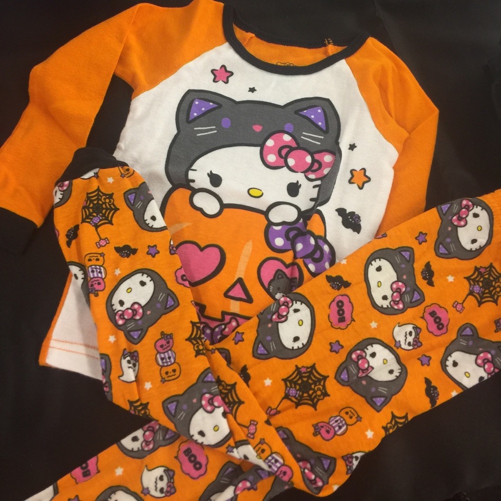 Hello kitty 3t Halloween Jammie's