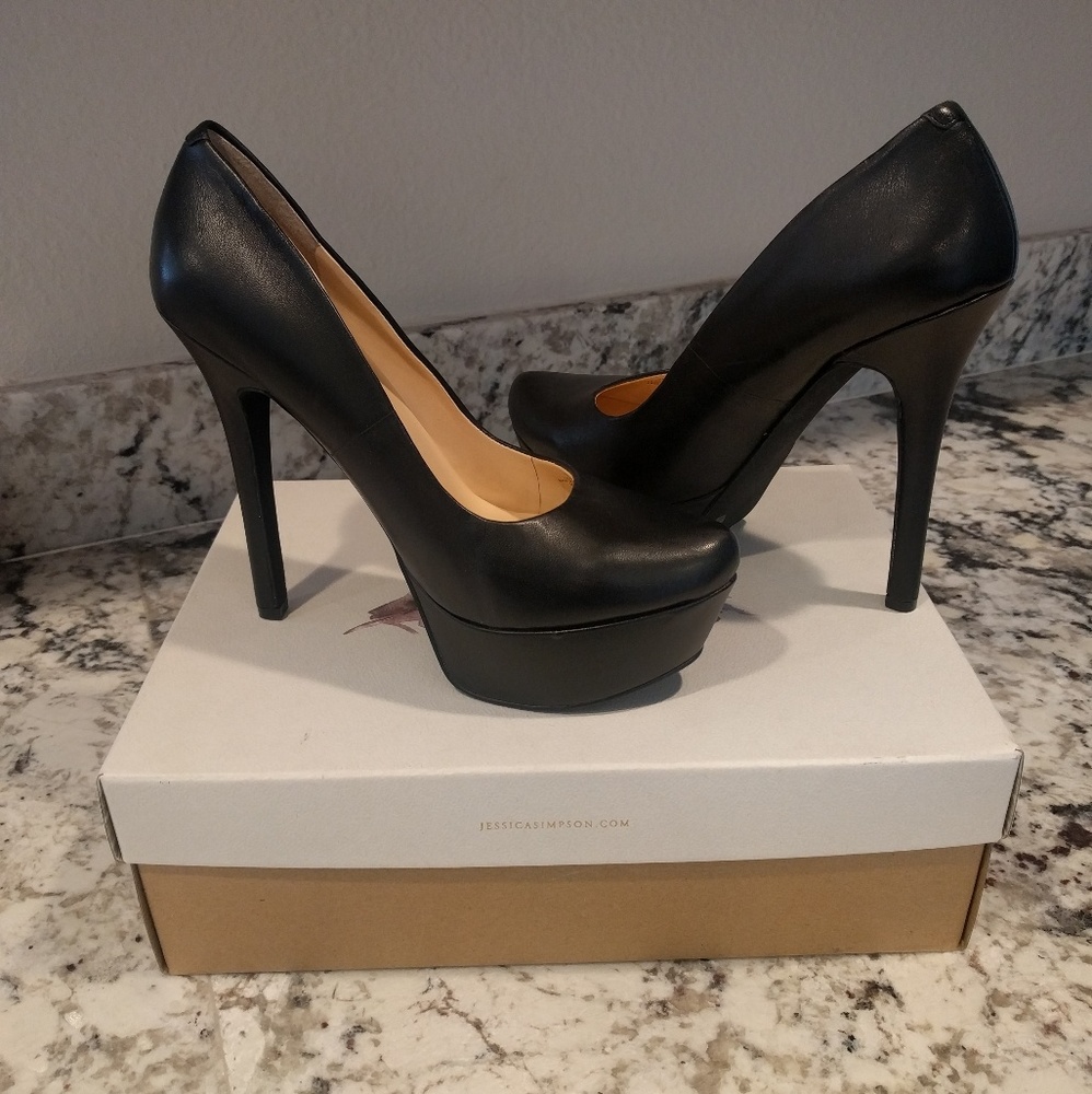 *SOLD* BNIB Platform Heels