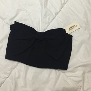 Strapless bow top