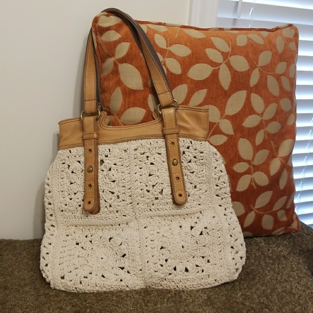 Lucky Brand boho cream crochet & leather bag