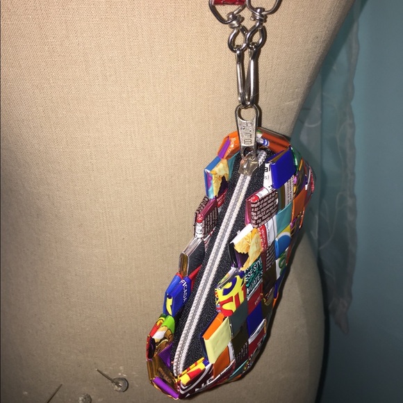 NWOT zipper clutch made out of wrappers - Picture 3 of 4