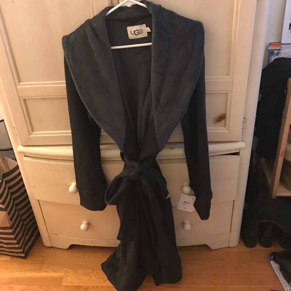 UGG robe