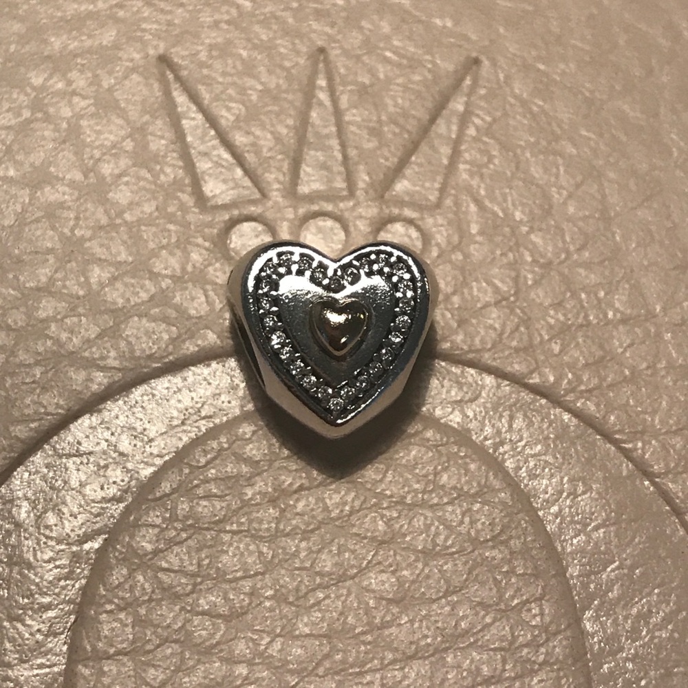 Pandora Always in my Heart Charm
