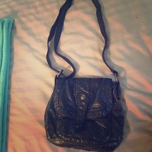Black crossover bag